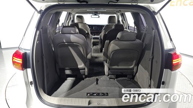 Kia Canival 2016 — photo 20
