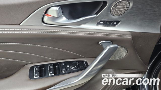 Kia Stinger 2023 — photo 27