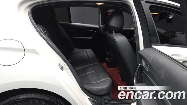 BMW 1-Series 2014 — photo 12