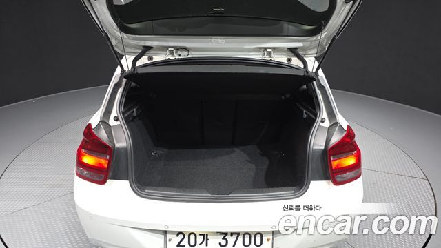 BMW 1-Series 2014 — photo 20