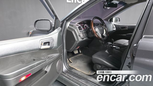 KG Mobility KORANDO 2017 — photo 13