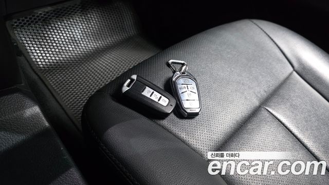 KG Mobility KORANDO 2017 — photo 24