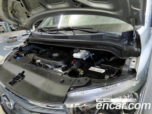 Hyundai Starex 2020 — photo 18
