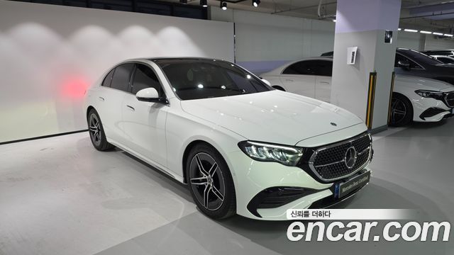 Mercedes-Benz E-Class 2026 — photo 2