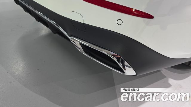 Mercedes-Benz E-Class 2026 — photo 10