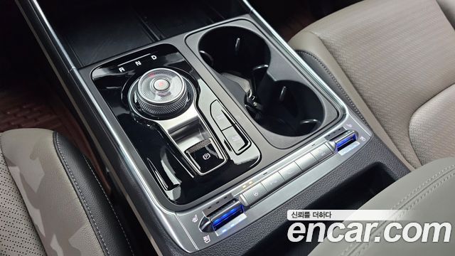 Kia Canival 2024 — photo 9