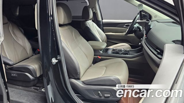 Kia Canival 2024 — photo 12