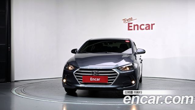 Hyundai AVANTE 2017 — photo 3