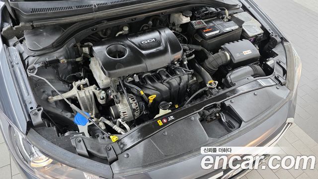 Hyundai AVANTE 2017 — photo 6