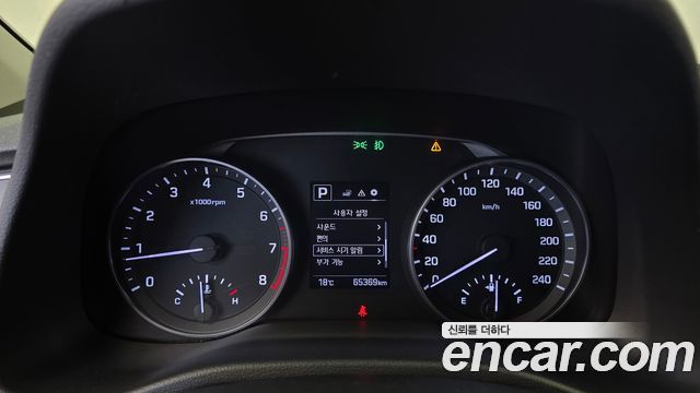 Hyundai AVANTE 2017 — photo 11