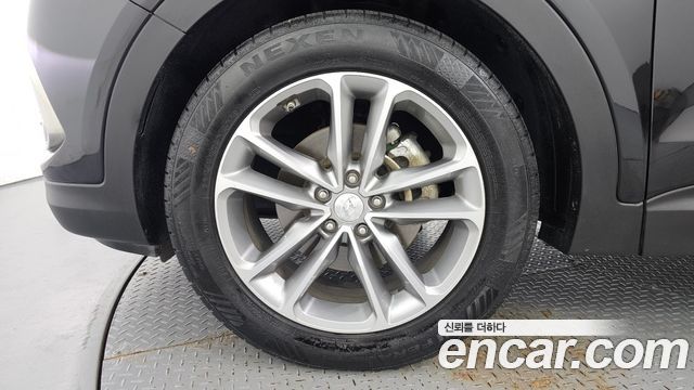 Hyundai Santafe 2017 — photo 5