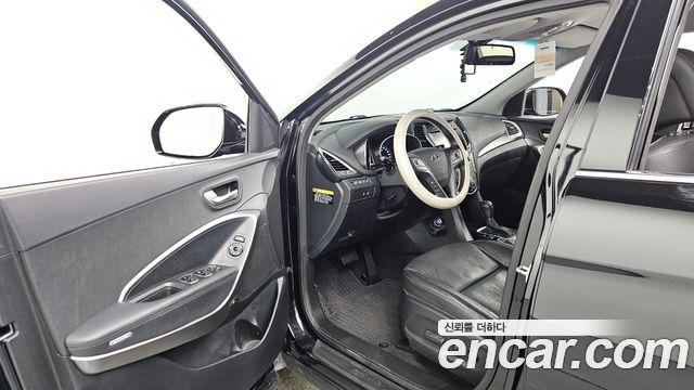 Hyundai Santafe 2017 — photo 13