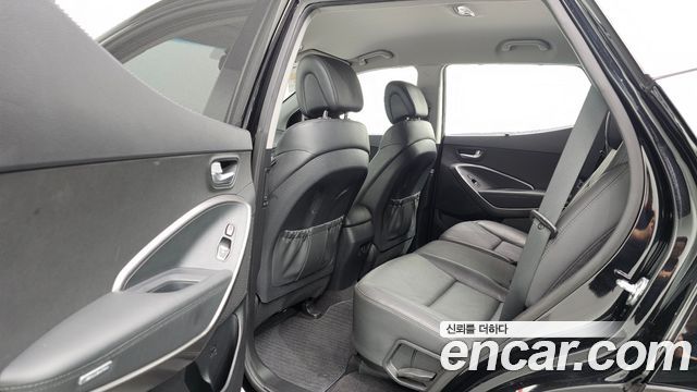 Hyundai Santafe 2017 — photo 18