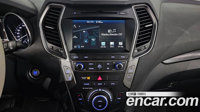 Hyundai Santafe 2017 — photo 20