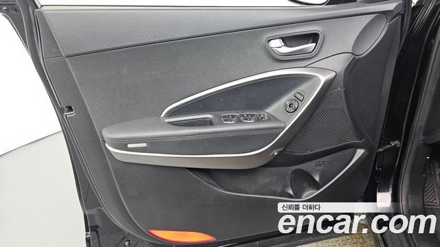 Hyundai Santafe 2017 — photo 14