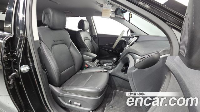 Hyundai Santafe 2017 — photo 16