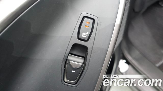 Hyundai Santafe 2017 — photo 29