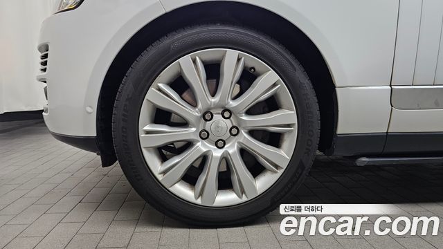 Land Rover Range Rover 2017 — photo 5