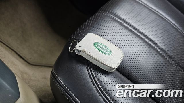 Land Rover Range Rover 2017 — photo 21