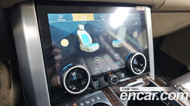 Land Rover Range Rover 2017 — photo 34