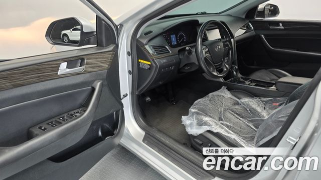 Hyundai Sonata 2015 — photo 13