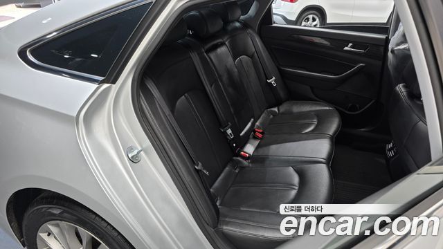 Hyundai Sonata 2015 — photo 17