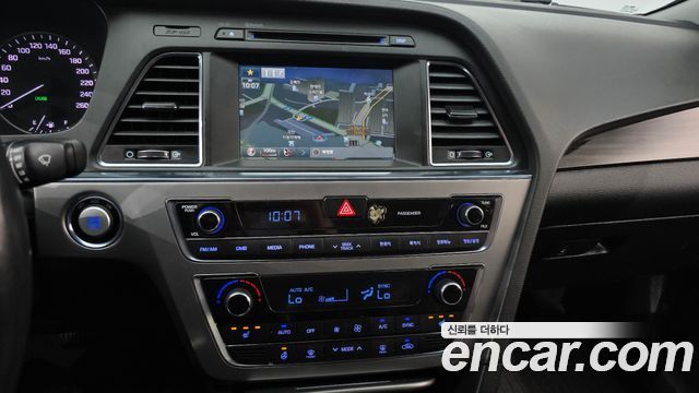 Hyundai Sonata 2015 — photo 20
