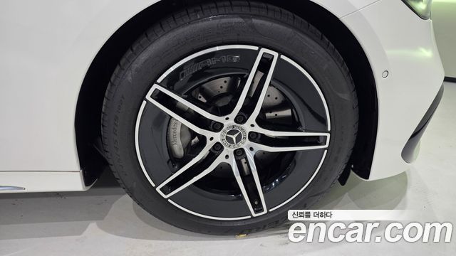 Mercedes-Benz E-Class 2026 — photo 5