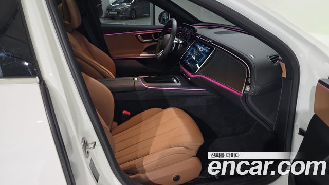 Mercedes-Benz E-Class 2026 — photo 17