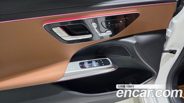 Mercedes-Benz E-Class 2026 — photo 20