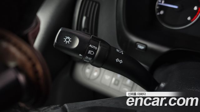 Hyundai Starex 2019 — photo 24