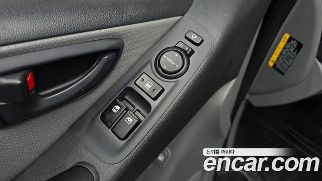 Hyundai Starex 2019 — photo 25
