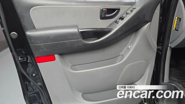 Hyundai Starex 2019 — photo 14