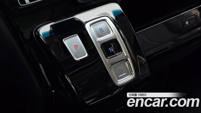 Hyundai Staria 2022 — photo 12
