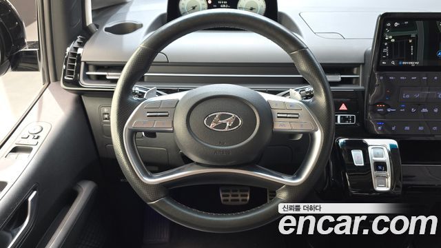 Hyundai Staria 2022 — photo 21