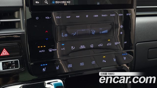 Hyundai Staria 2022 — photo 31