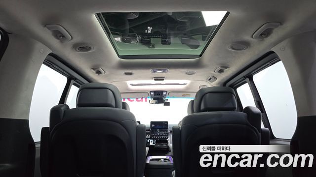 Hyundai Staria 2022 — photo 41