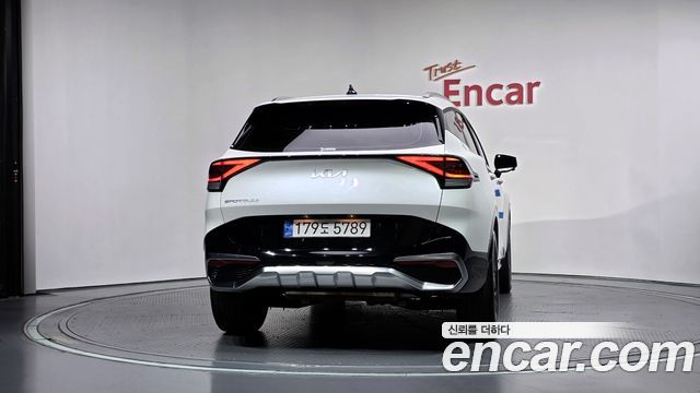 Kia Sportage 2023 — photo 4