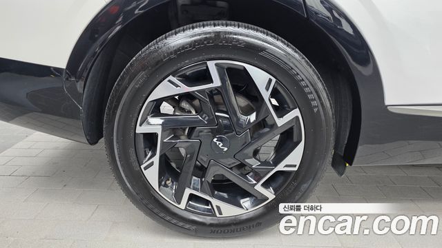 Kia Sportage 2023 — photo 5