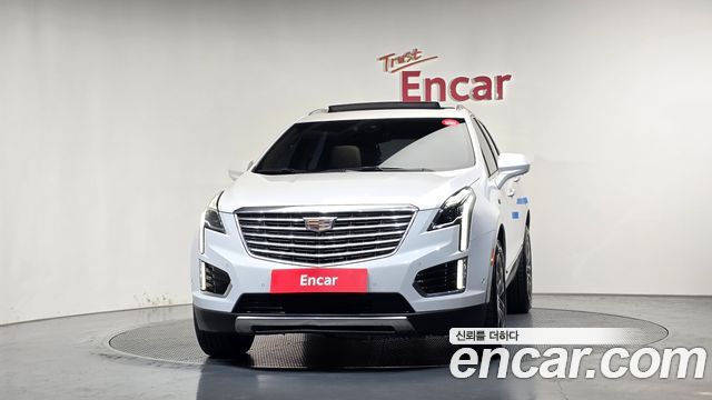 Cadillac XT5 2018 — photo 3