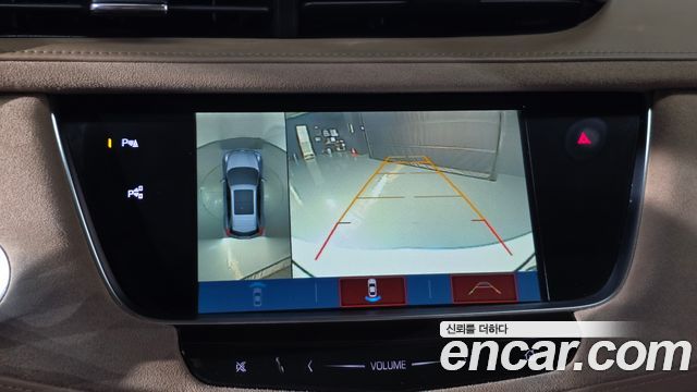 Cadillac XT5 2018 — photo 14