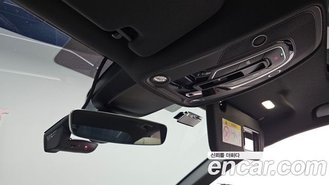Audi A6 2025 — photo 23