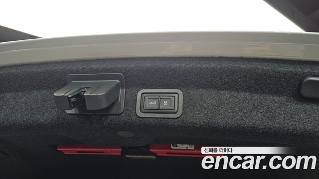Audi A6 2025 — photo 27