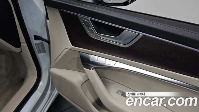 Audi A6 2025 — photo 31