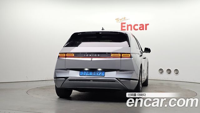 Hyundai Ioniq5 2022 — photo 4