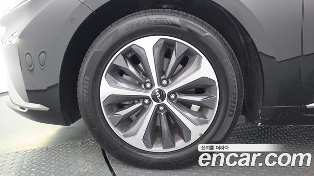 Kia K8 2022 — photo 5