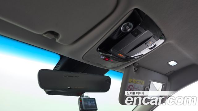 Kia K8 2022 — photo 24