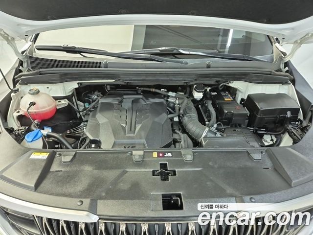 Kia Canival 2023 — photo 5