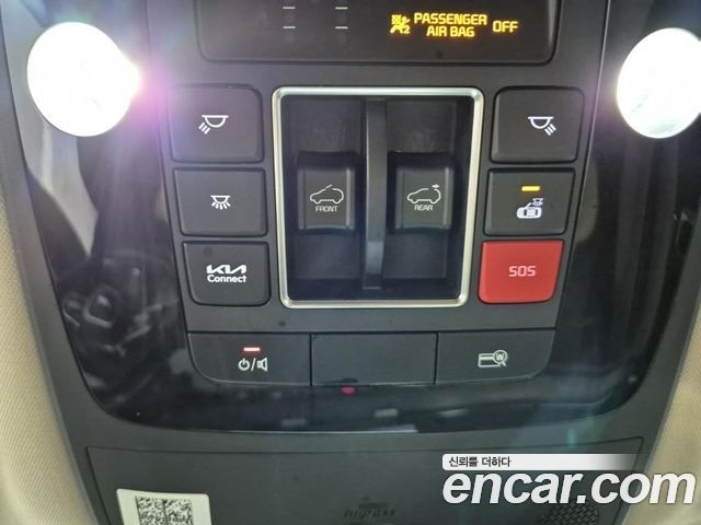 Kia Canival 2023 — photo 17