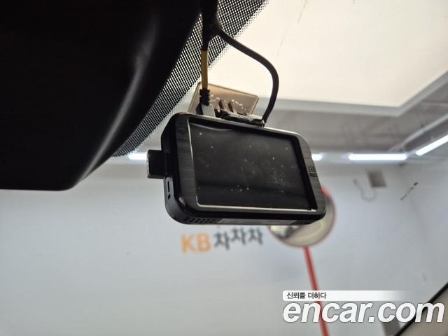 Kia Canival 2023 — photo 19
